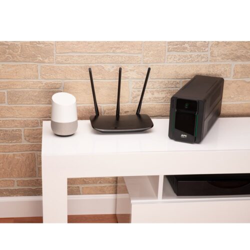 APC Easy UPS BVX 900VA 230V Schuko