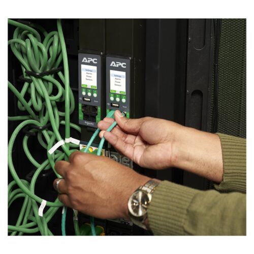 APC NetShelter Rack PDU Advanced Metered 11.5kW 3PH 415V 20A 520P6 42 Outlet