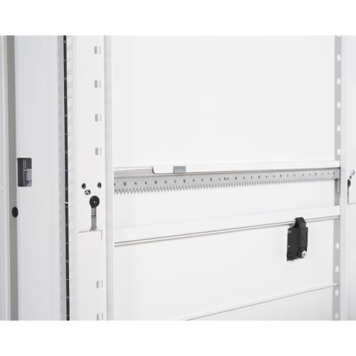 APC NetShelter SX 42U 600×1070 w/sides