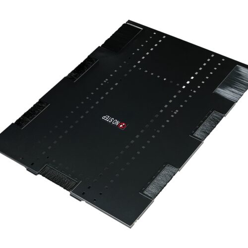 APC NetShelter SX 750mm Wide x 1200mm Deep Performance Roof Black