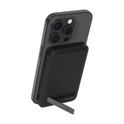 BELKIN 8k Qi2 MagSafe Compatible Powerbank with kickstand