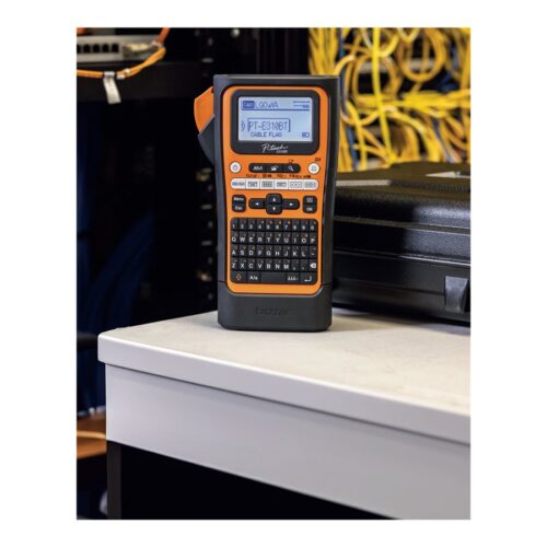 BROTHER Bluetooth connectable electrician labeling machine 18mm ribbon max QWERTY keyboard delivered with case