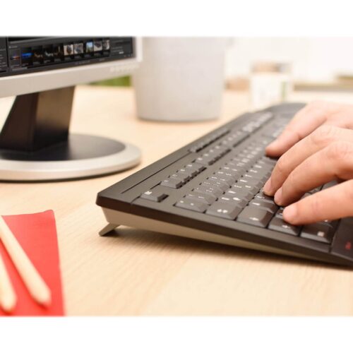 CHERRY STREAM DESKTOP Keyboard (CH)