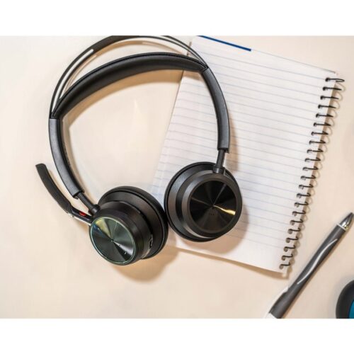HP Poly Voyager Focus 2 UC Headset +USB-A to USB-C Cable +Charging Stand