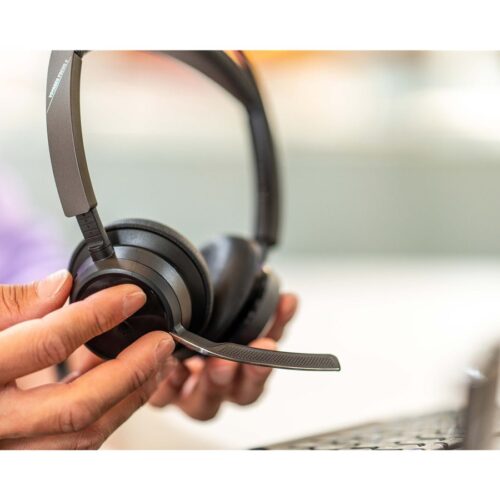 HP Poly Voyager Focus 2 UC Headset +USB-A to USB-C Cable +Charging Stand