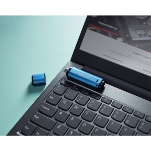 KINGSTON 32Go USB-C IronKey Vault Privacy 50C AES-256 Encrypted FIPS 197
