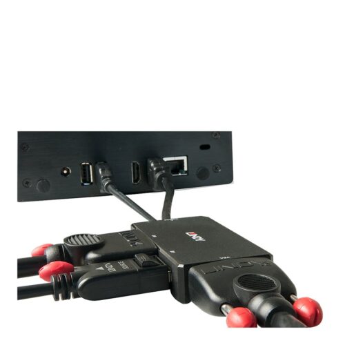 LINDY HDMI to DP/DVI/VGA Converter Supports resolutions up to Ultra HD 4K DisplayPort and Full HD DVI-D and VGA