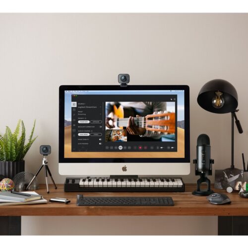 LOGITECH StreamCam Live streaming camera colour 1920 x 1080 1080p audio USB-C 3.1 Gen 1 MJPEG YUY2
