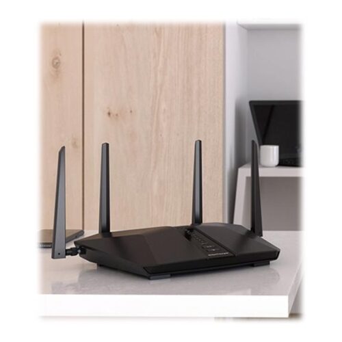 NETGEAR AX2400 Nighthawk AX/5-Stream WiFi 6-Router
