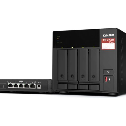 QNAP Bundle NAS TS-473A 4 baies AMD Ryzen Embedded V1500B 2.5G + Switch QSW-1105-ST 5 ports 2.5G