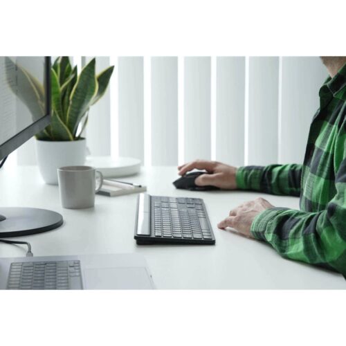 TARGUS EcoSmart Energy Harvesting Antimicrobial Bluetooth Keyboard (FR)