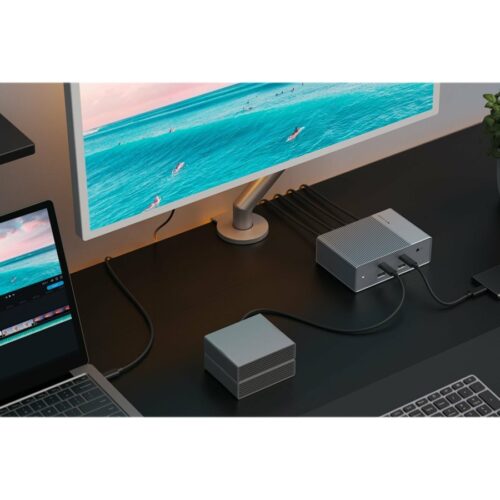 TARGUS HyperDrive Universal GEN2 15-in-1 USB-C Triple Video Docking Station – For MST enabled devices