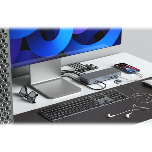 TARGUS HyperDrive WWCB 14-in-1 Triple Video Docking Station – For MST enabled devices